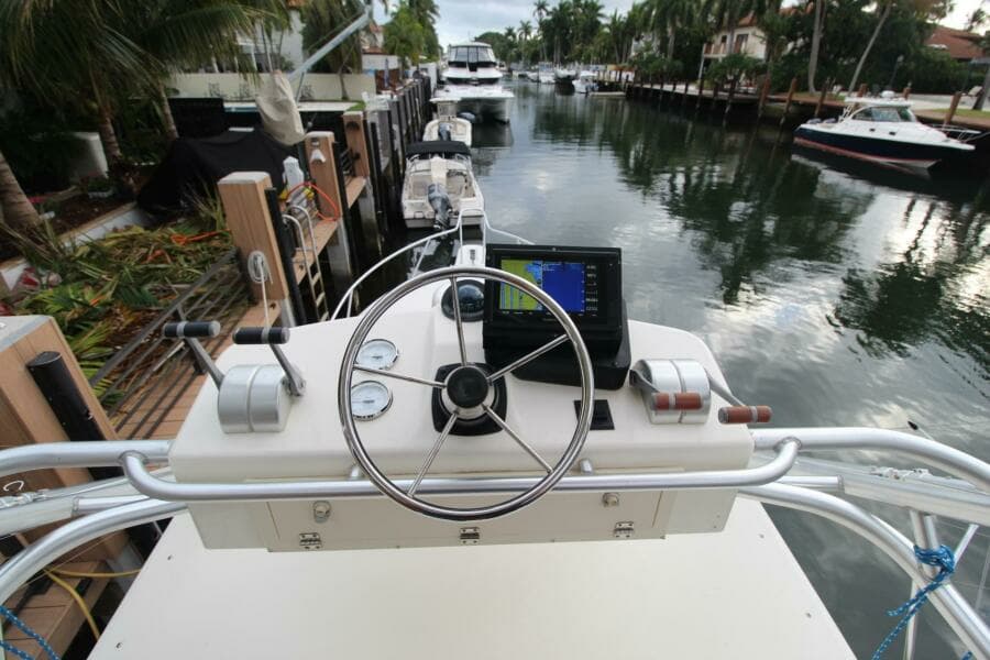 Albemarle 32 Express Tower