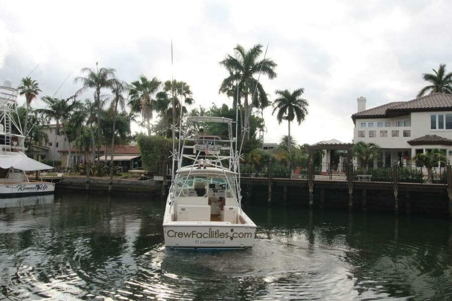 Albemarle 32 Express Profile