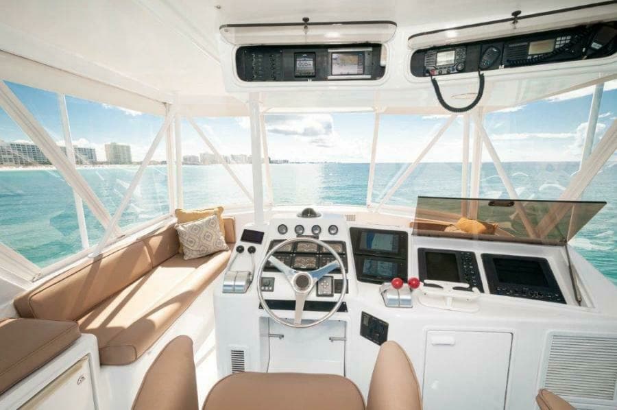 1998 Ocean Yachts 48 Super Sport Helm 2