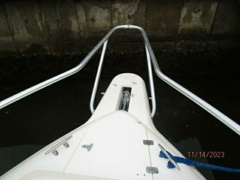 34' Intrepid anchor windlass2