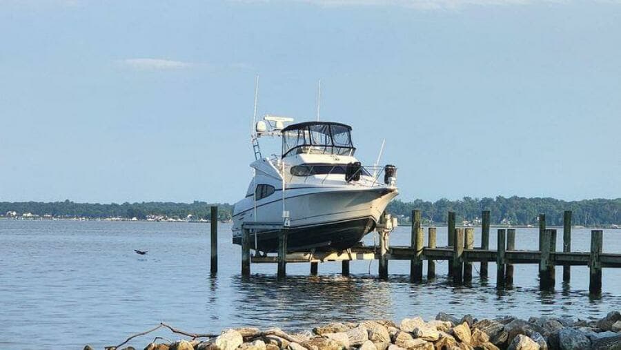 2002 Silverton 330 Sport Bridge