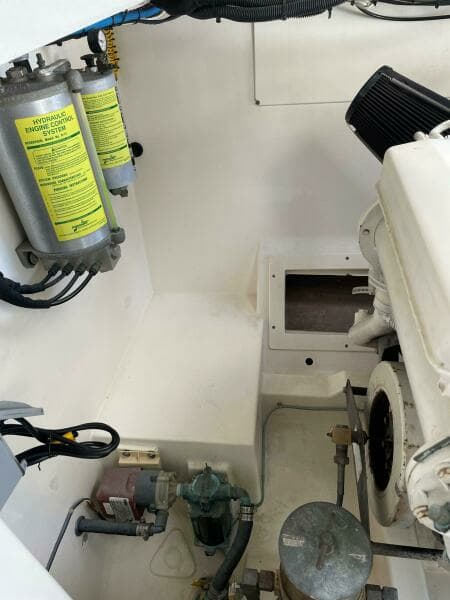 Cabo Express 35 - Reelistic -Engine Room