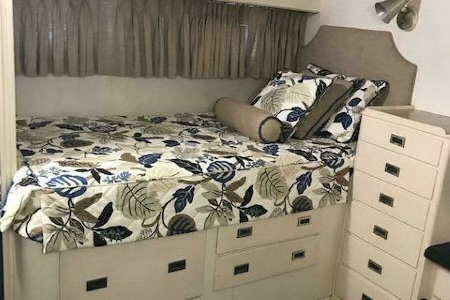 1966 Huckins Linwood 58