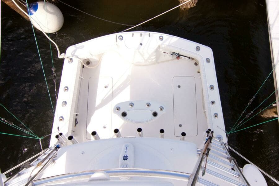 Out Island 38 Express-Cockpit