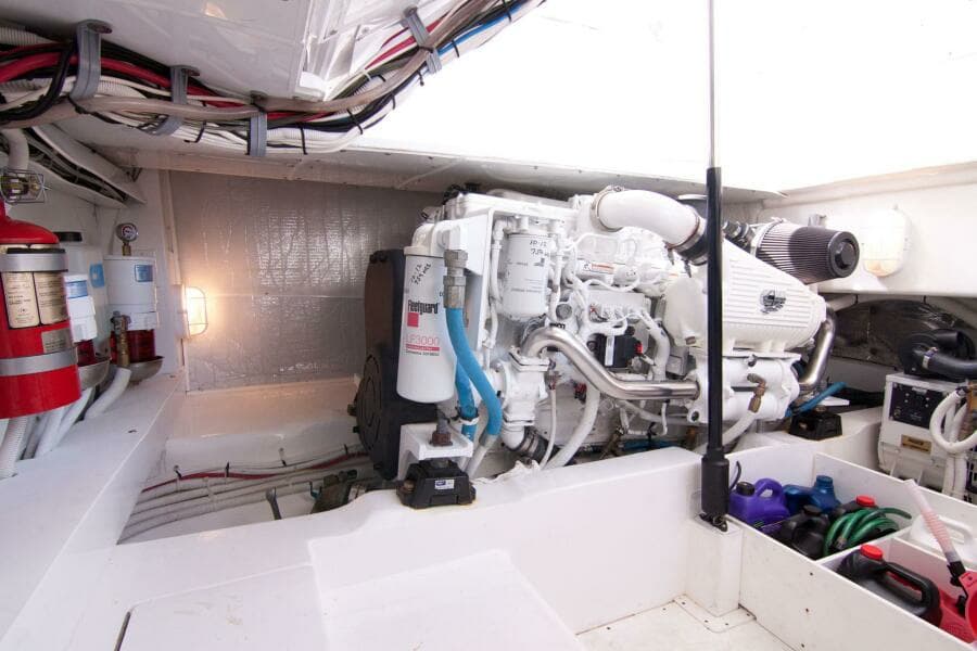 Out Island 38 Express-Engine Room