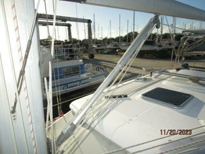 41' Hunter boom vang