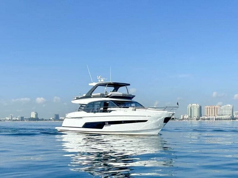 2024 Fairline Squadron 68