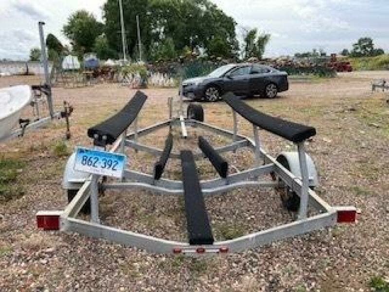 1989 Catalina capri 22