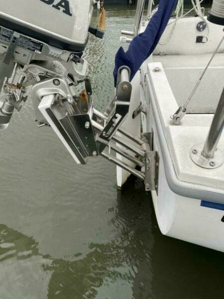 1989 Catalina capri 22