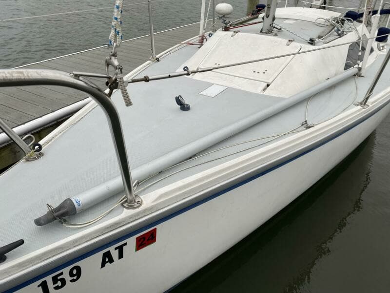 1989 Catalina capri 22