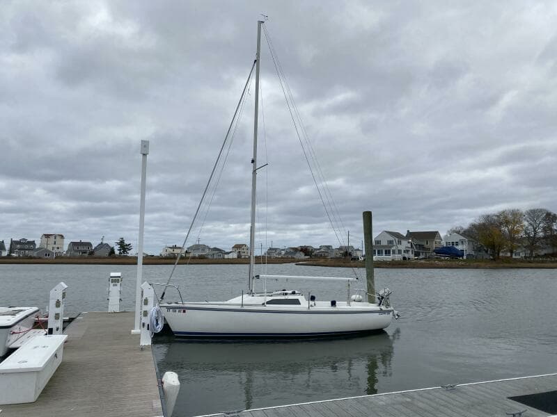 1989 Catalina capri 22