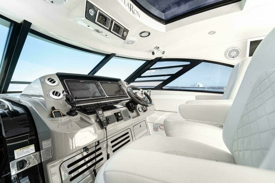 2013 Sea Ray Sundancer