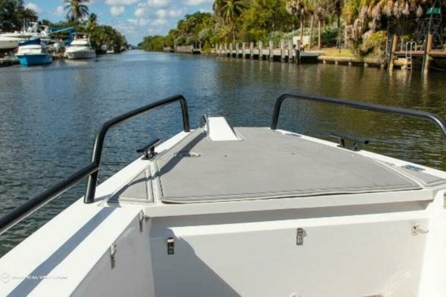 2019 Axopar 37 Sun Top