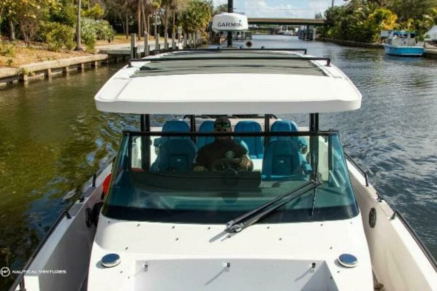 2019 Axopar 37 Sun Top