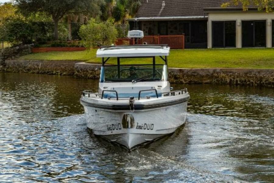 2019 Axopar 37 Sun Top