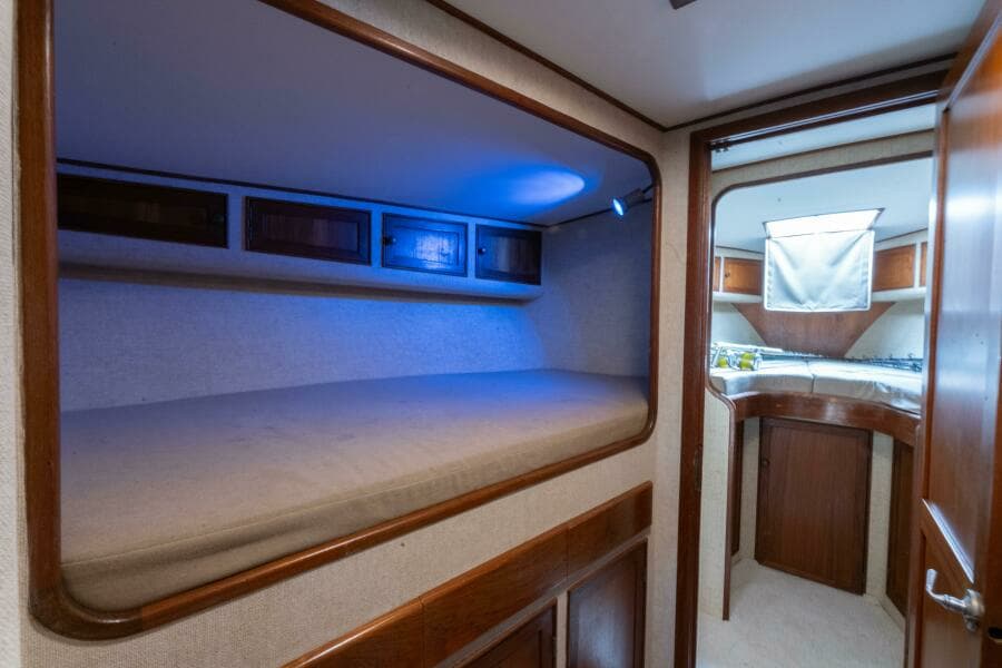 1984 Scarborough 41 Convertible Natural