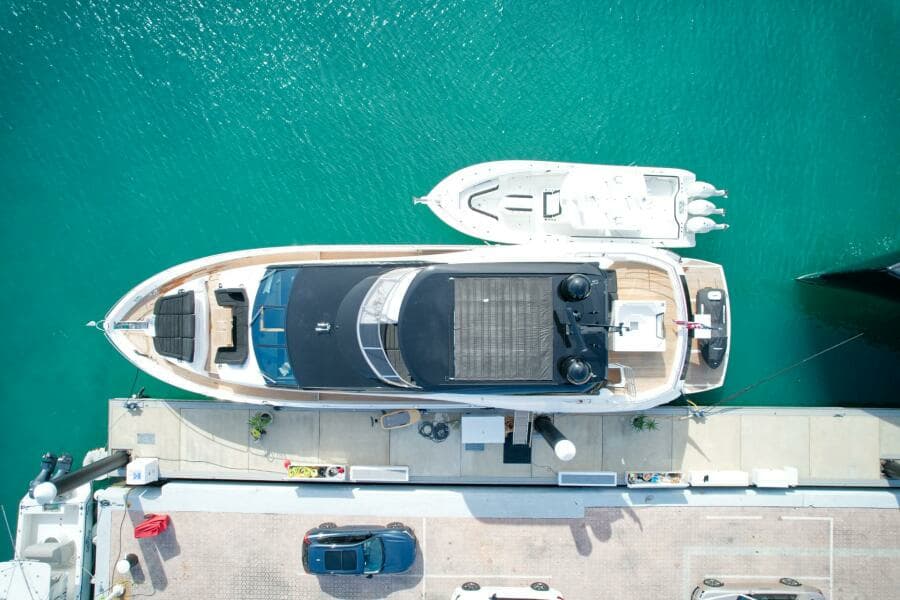 2018 Sunseeker 86 Yacht