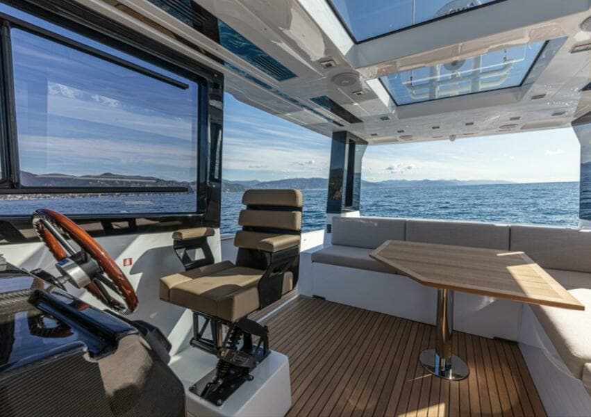 Sundeck Yachts 430