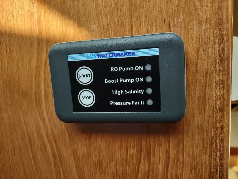 1989 Ocean Alexander 