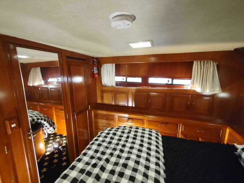 1989 Ocean Alexander 