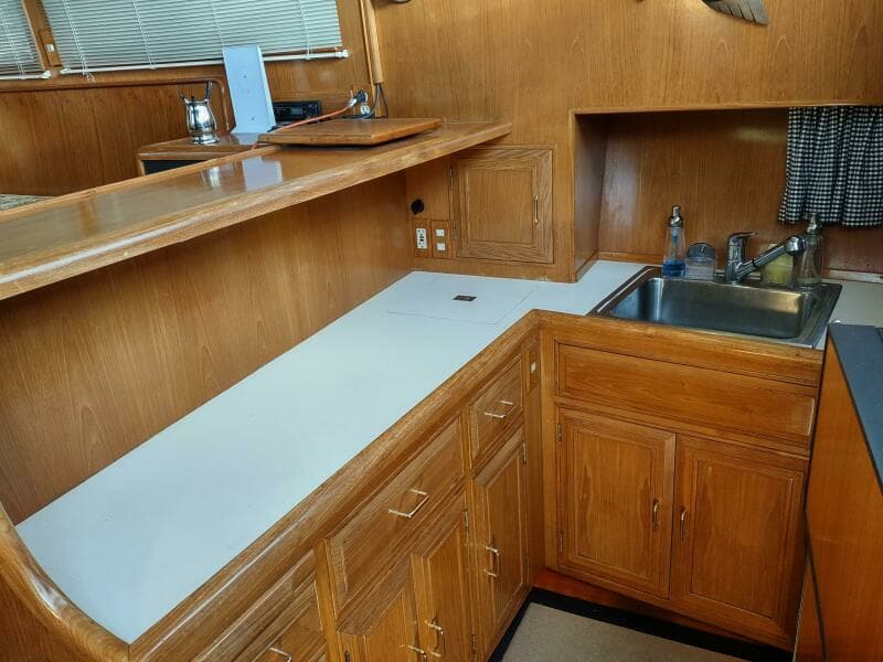 1989 Ocean Alexander 