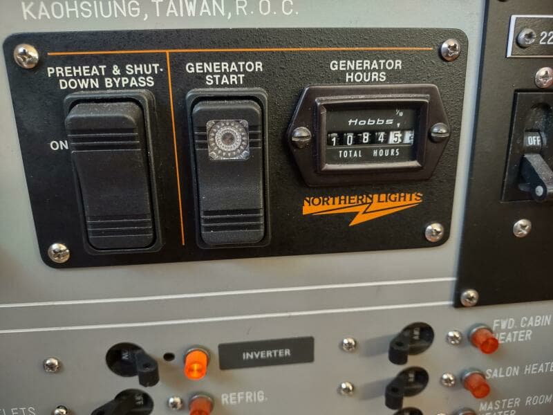 1989 Ocean Alexander 