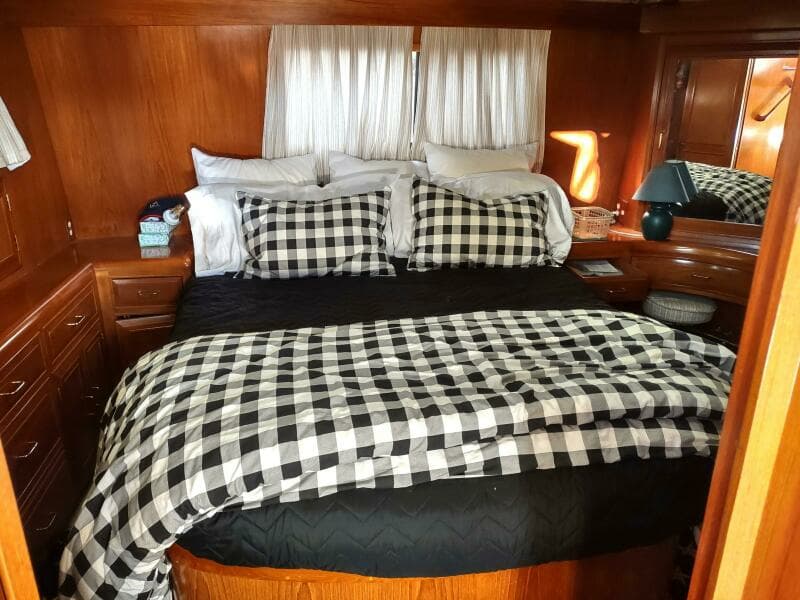 1989 Ocean Alexander 