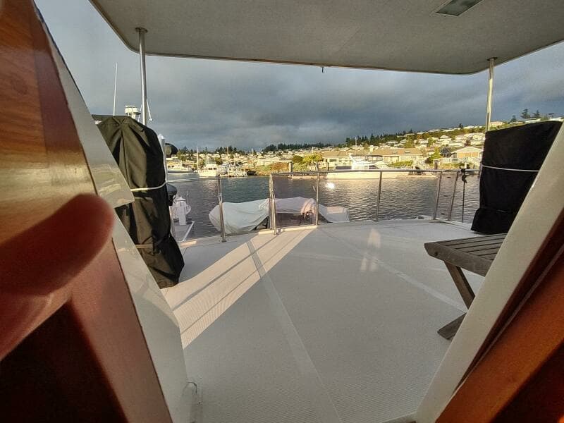 1989 Ocean Alexander 