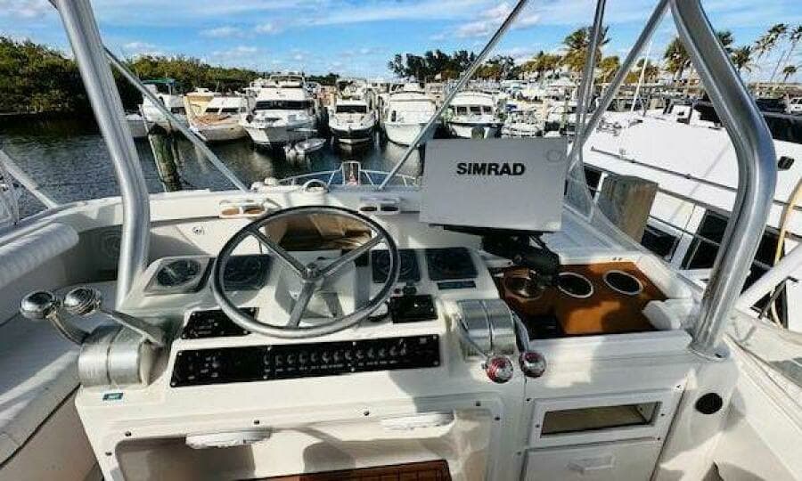 2001 Luhrs Convertible