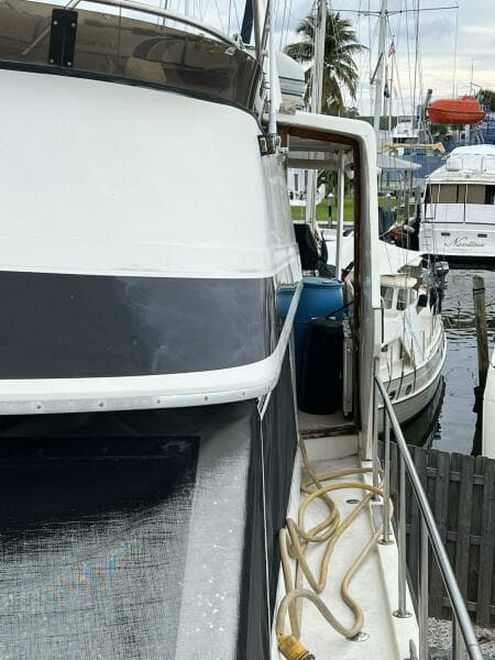 1987 Californian 42 Motor Yacht