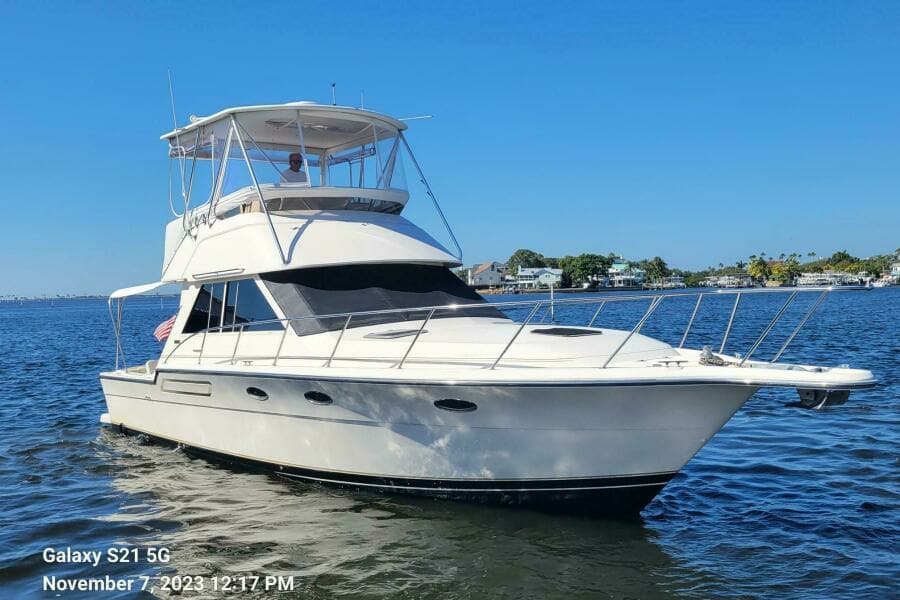 1994 Tiara Yachts 3600 Convertible