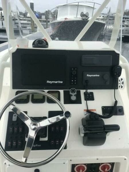 2008 Edgewater 245 CC