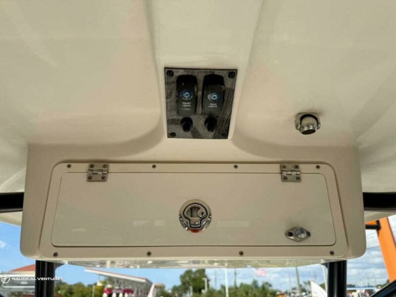 2019 Sailfish 220 CC