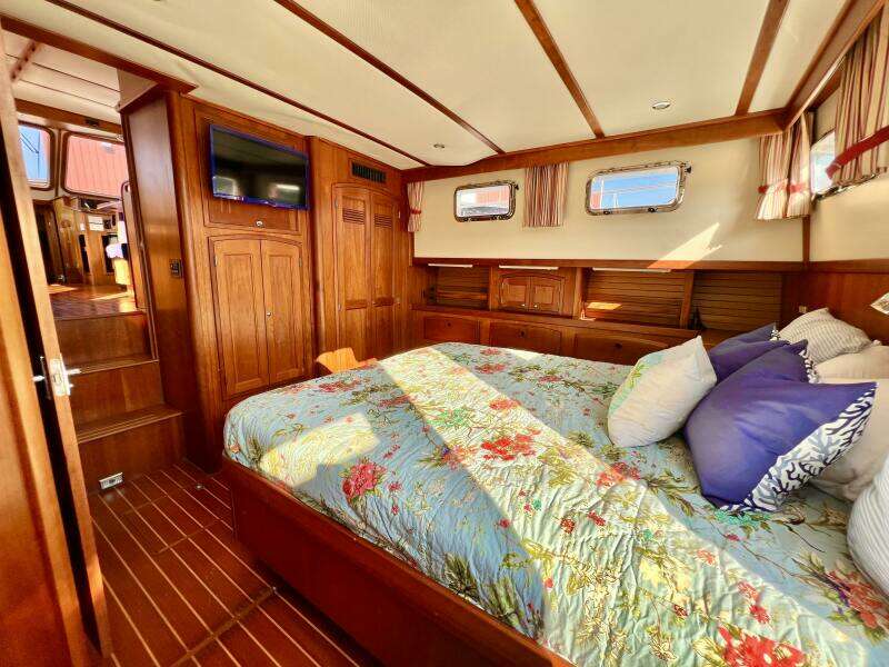 2001 Sabre Sabreline 47