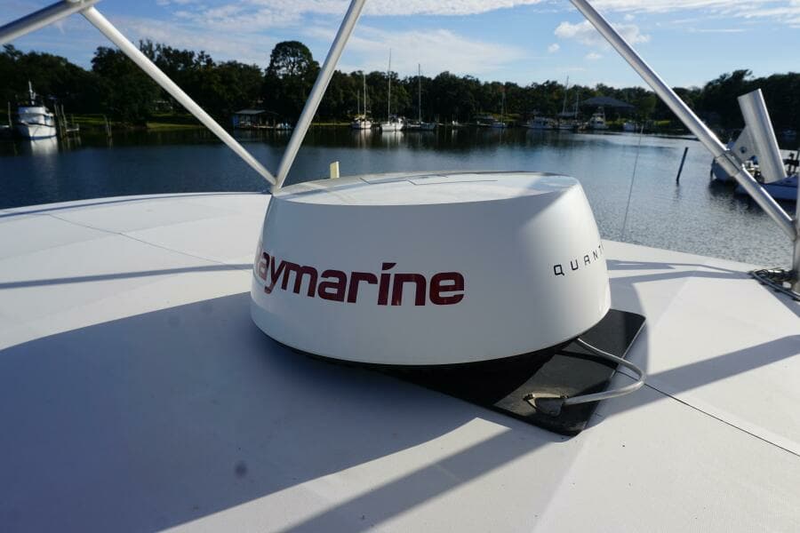 1987 37 Bertram 37 Convertible RIDGEBACK Radar Dome (2)