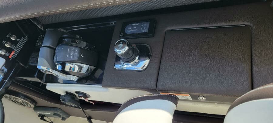 2017 Sea Ray 310 SLX