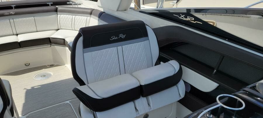 2017 Sea Ray 310 SLX