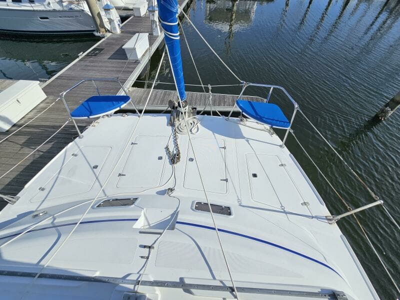 1992 Endeavour Catamaran 30