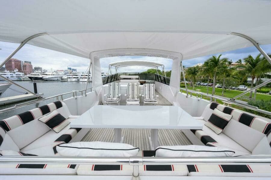 Flybridge Deck