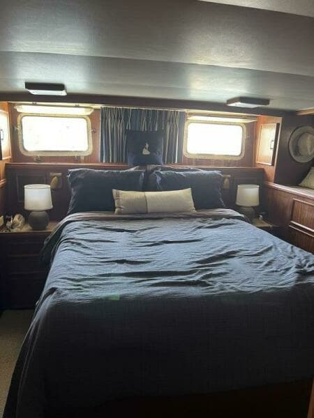 1980 Hatteras 53 Motor Yacht