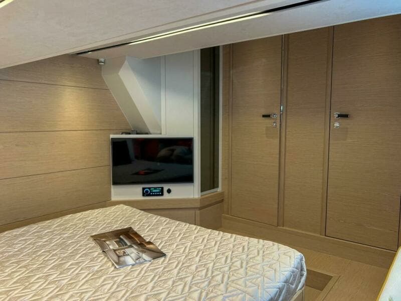 2024 Solaris 52 open