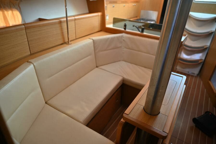 2010 Jeanneau Sun Odyssey 36i