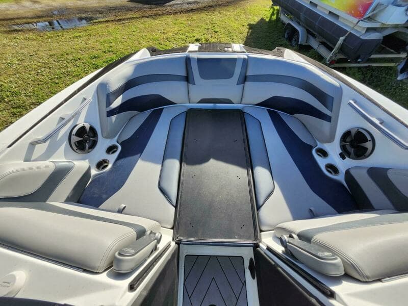 2018 Malibu Wakesetter 24 MXZ