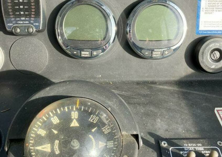 1990 Boston Whaler Frontier