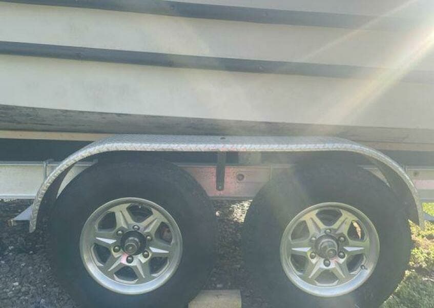 1990 Boston Whaler Frontier