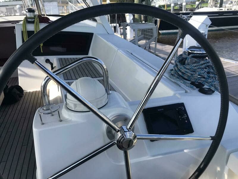 2014 Beneteau Oceanis 48