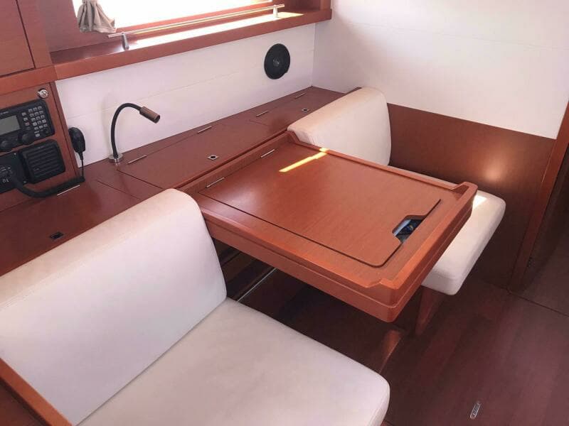 2014 Beneteau Oceanis 48
