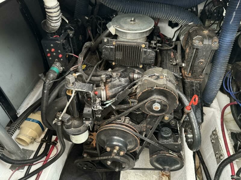 1998 Chris-Craft 320 Express Cruiser