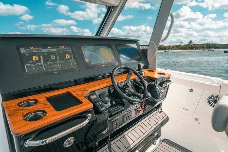 2022 Everglades 395CC