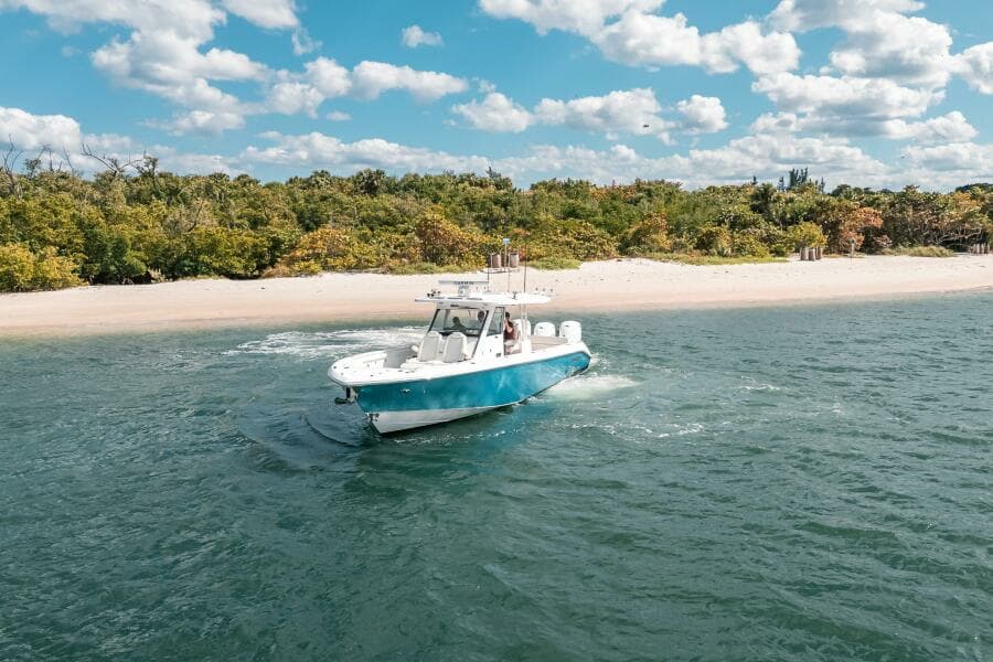 2022 Everglades 395CC